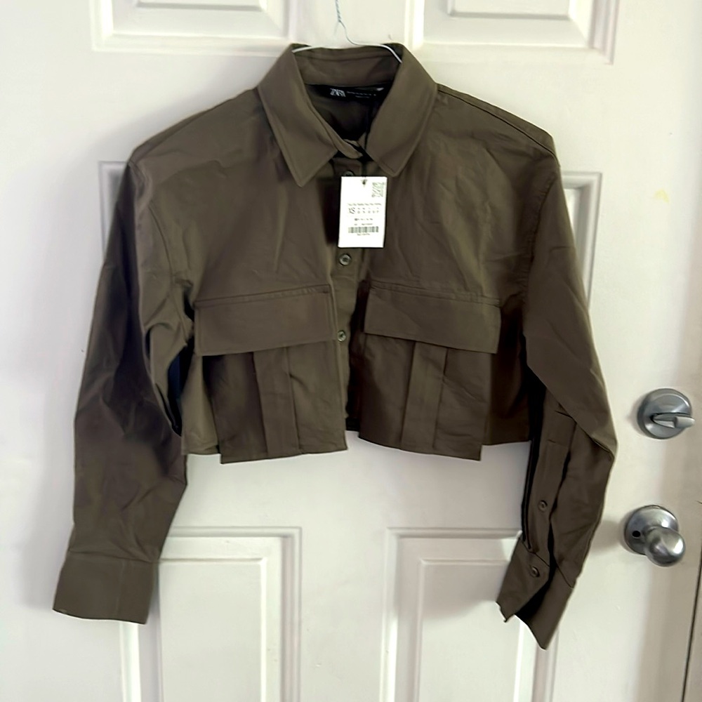 Zara Crop Top Long Sleeve Front Pockets Forest Green XS NWT